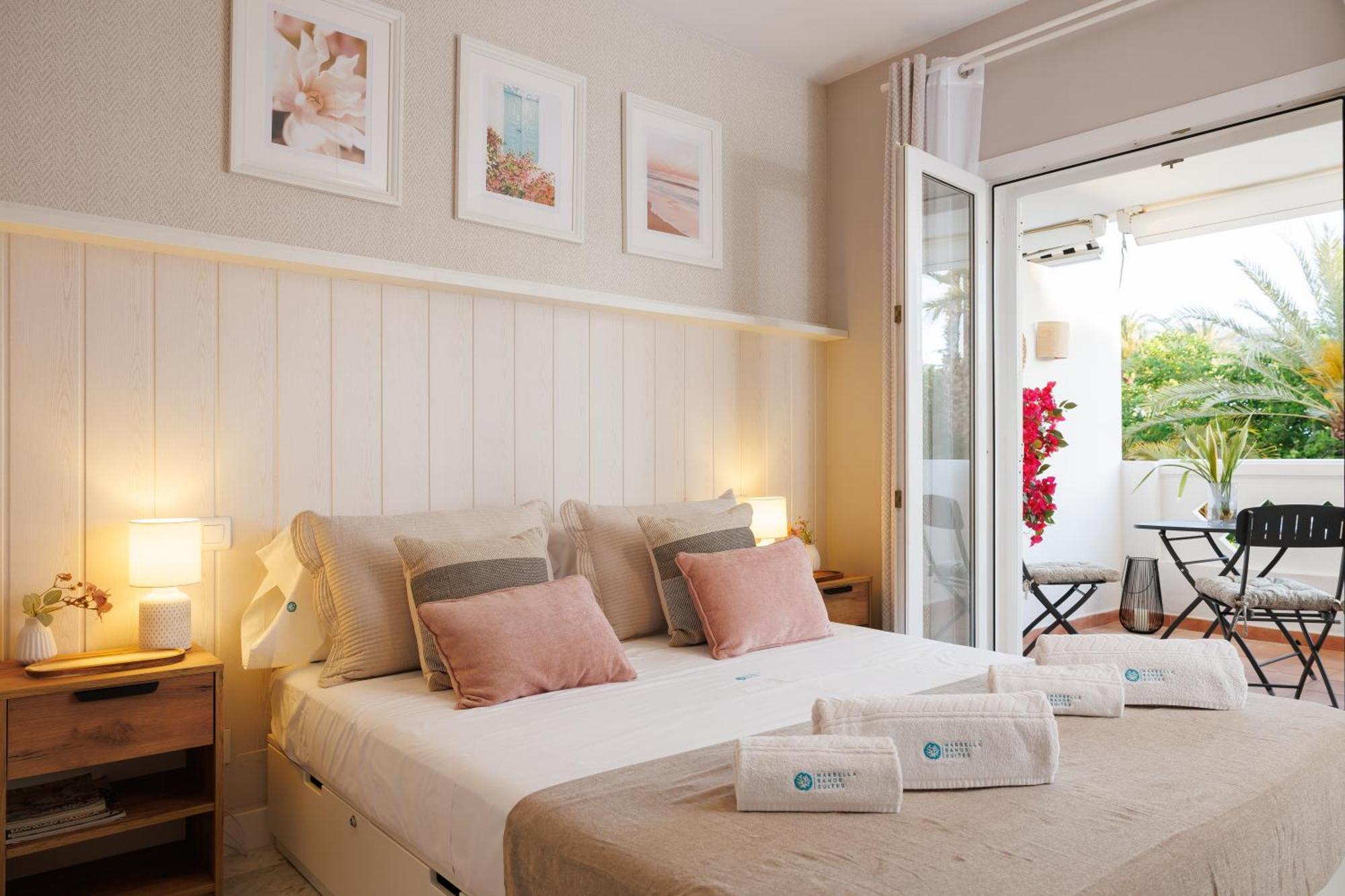 Banus - Playa Rocio Access Complex Apartment *