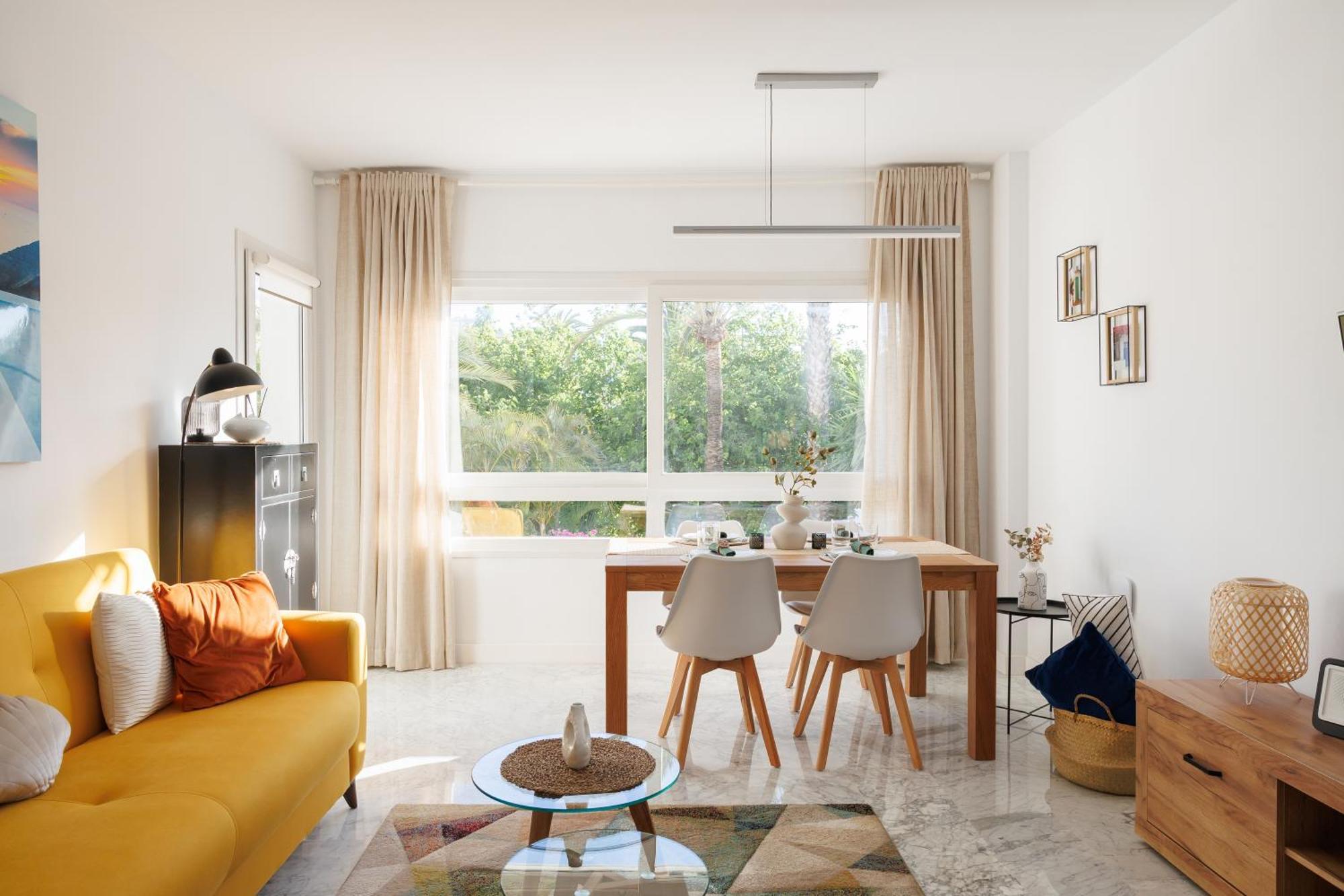 Banus - Playa Rocio Access Complex Apartment *